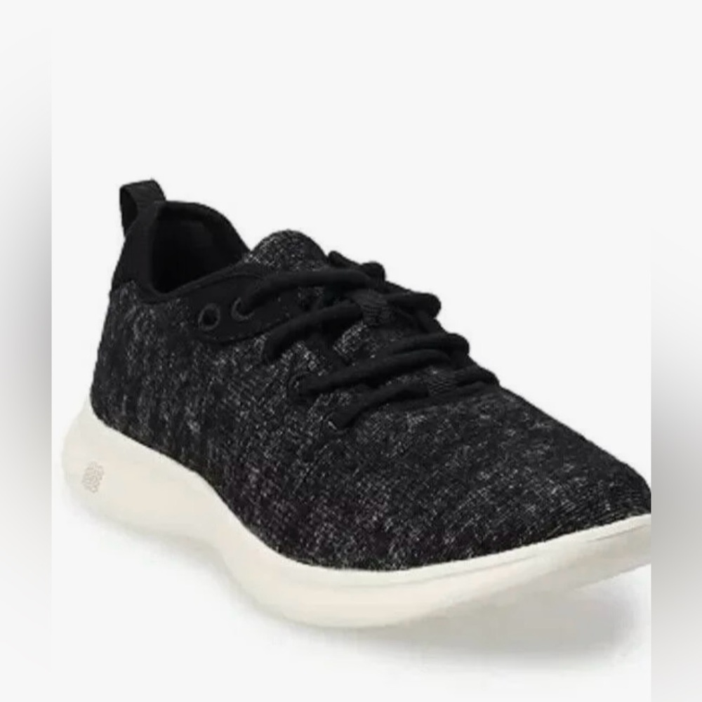 NWT FLX Black Heather Athletic Shoes